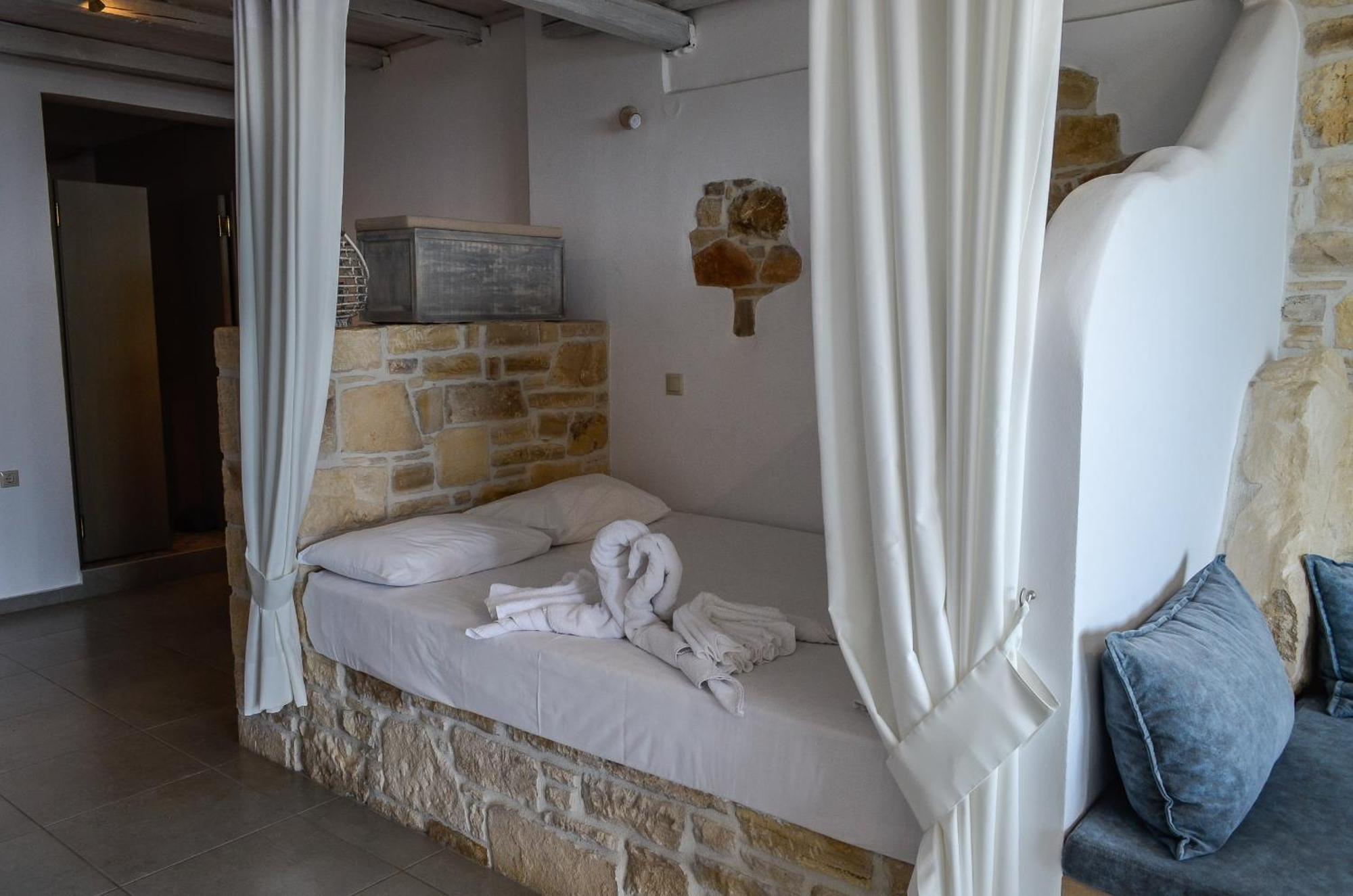 Alexena Apartments Agia Galini  Exterior photo