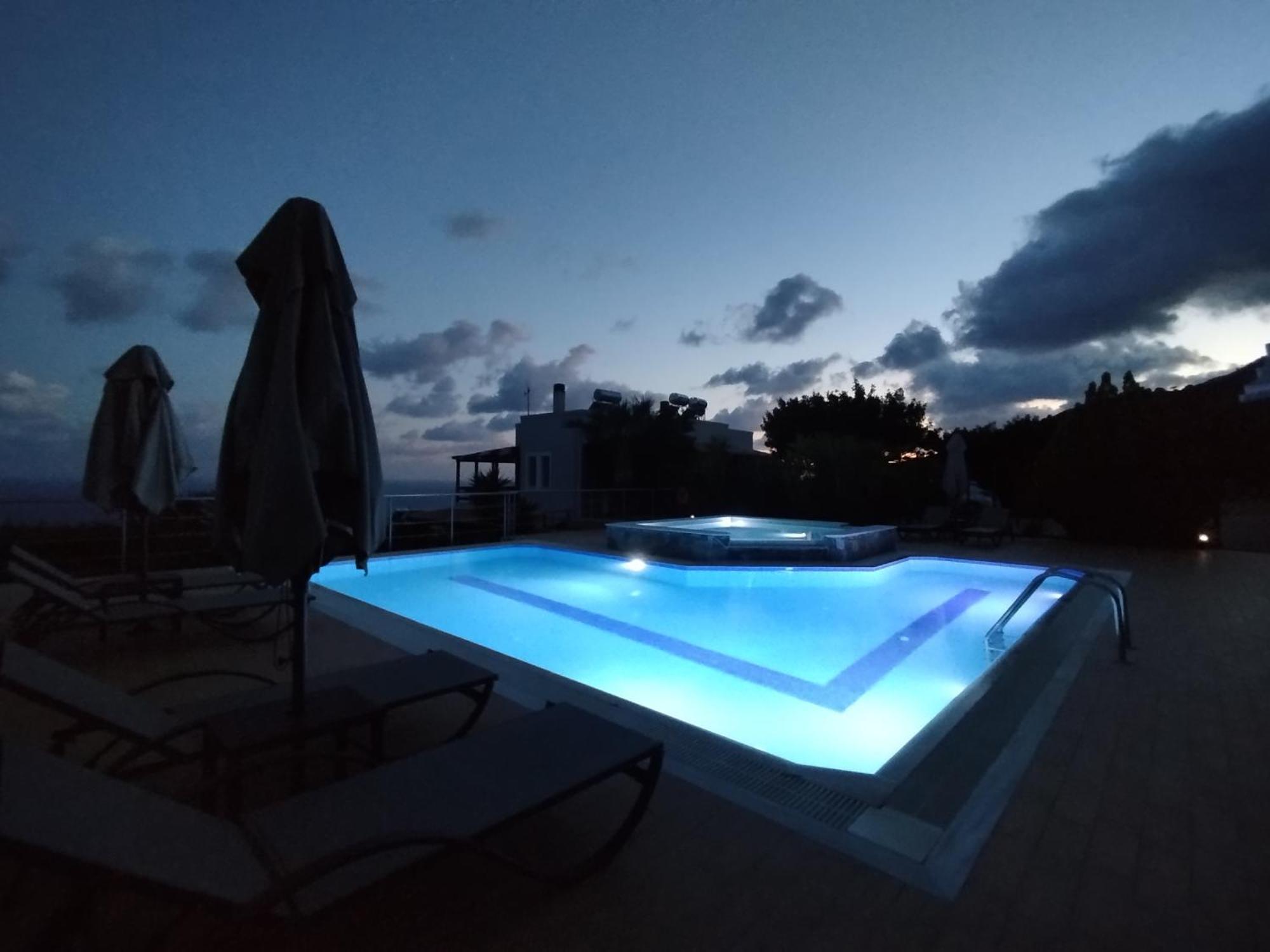 Alexena Apartments Agia Galini  Exterior photo
