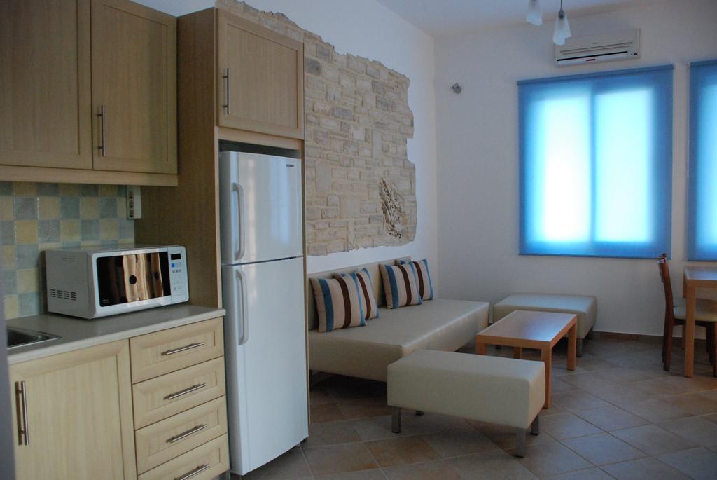 Alexena Apartments Agia Galini  Room photo